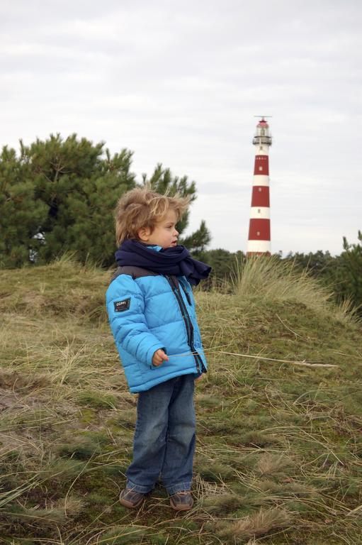 Sier Aan Zee Hostel Hollum  Bagian luar foto